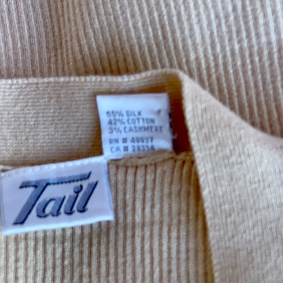 TAIL SWEATER - Picture 4 of 4